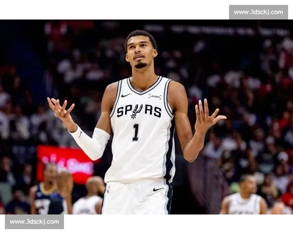 三战 100+40+18!文班成历史首人,MVP+DPOY 稳了? 三战 100+40+18!文班成历史首人,MVP+DPOY 稳了?